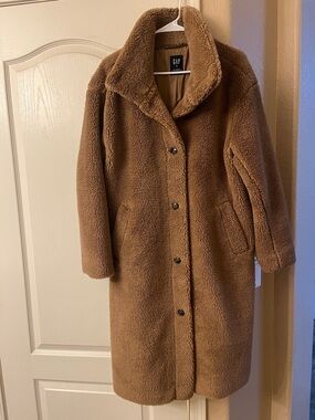GAP Women's Long Teddy Coat in Camel Brown